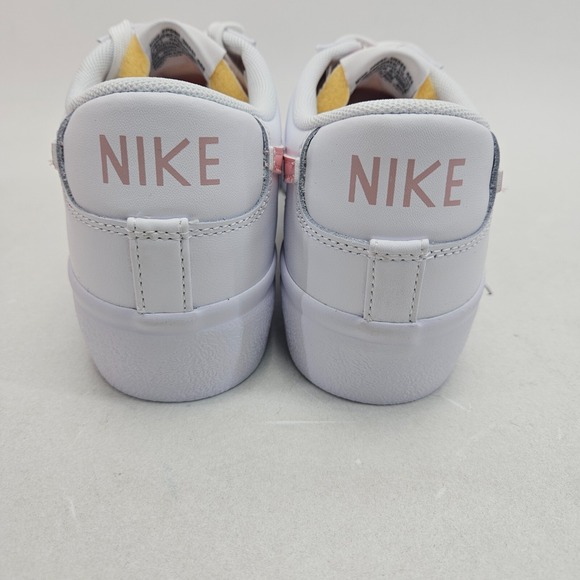 Nike Blazer Platform Low Womens 8.5 White Pink Glaze walking shoes US Size - Picture 16 of 16